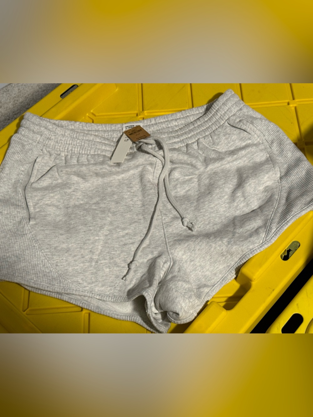 Victoria’s Secret PINK shorts gray size small